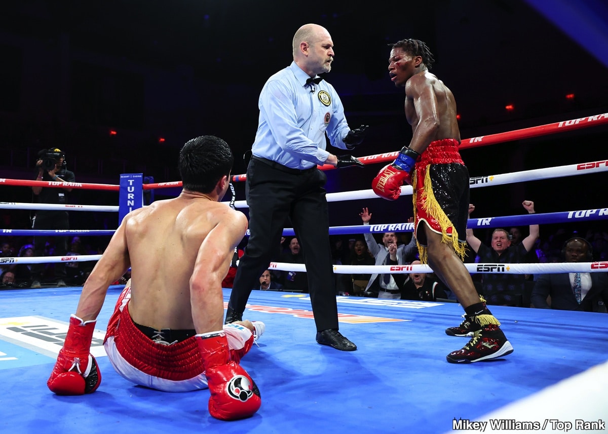 Image: Boxing Results: Raymond Ford and Luis Alberto Lopez Win!