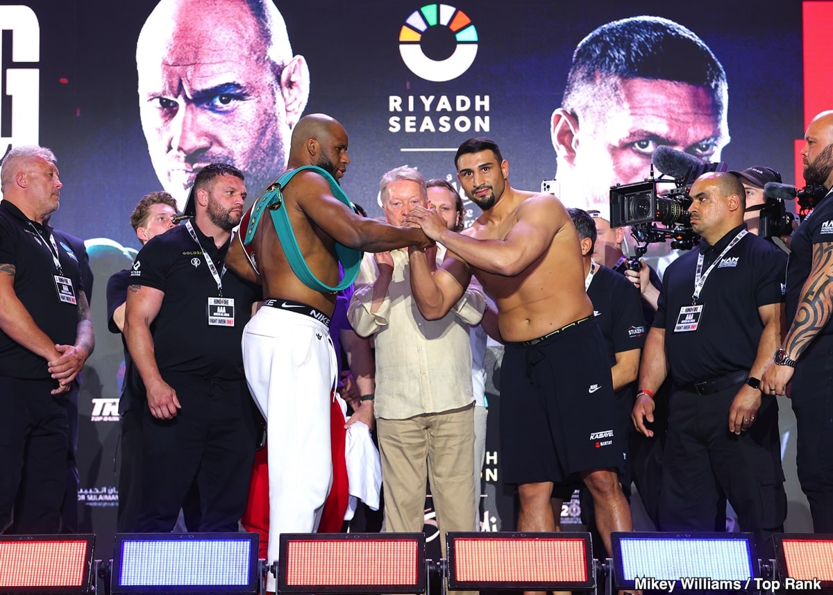 Image: Tyson Fury 262 vs. Oleksandr Usyk 223 1/2 - Weigh-in Results for Saturday