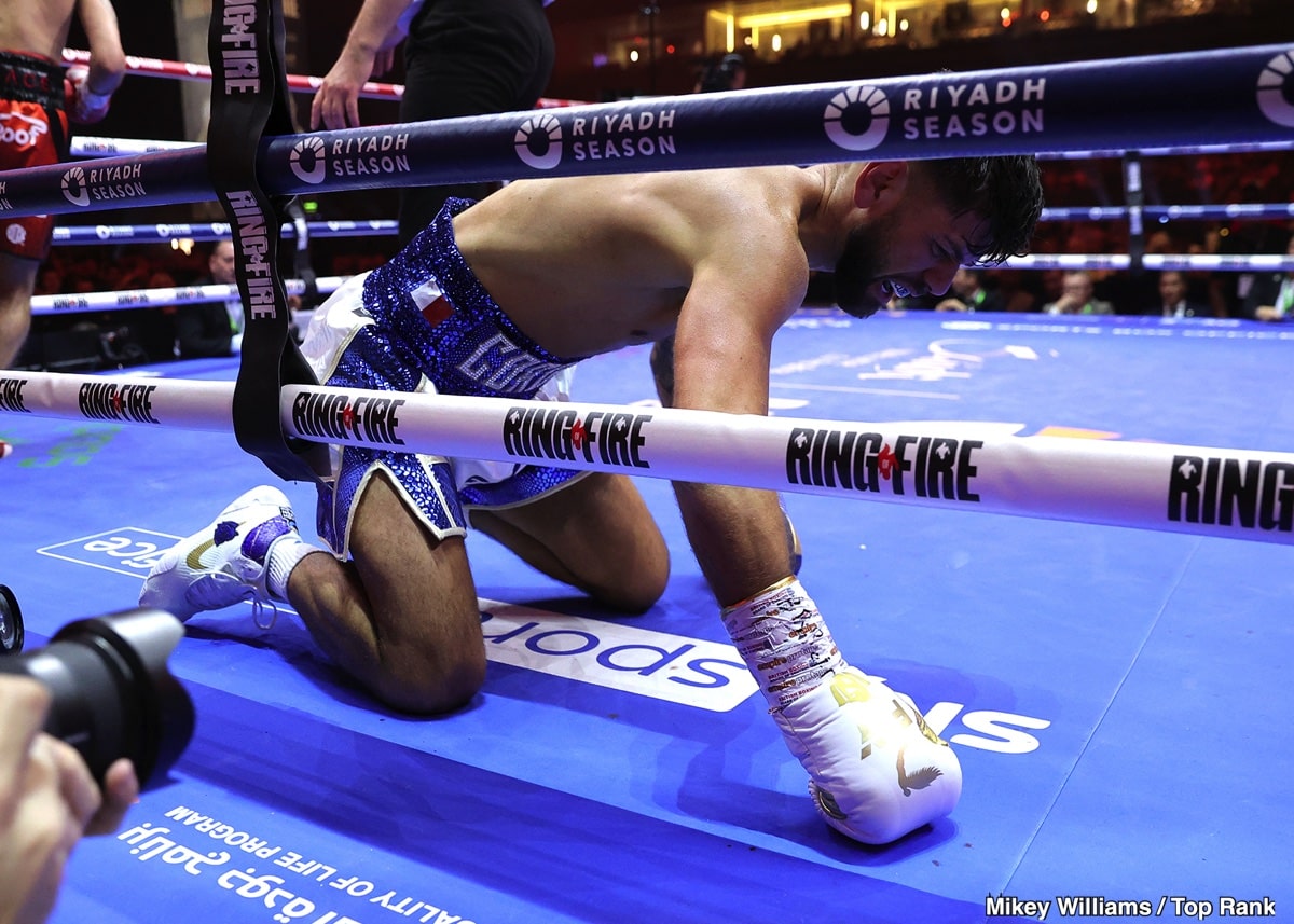 Image: Cordina Moves to Lightweight After Devastating Loss to Cacace