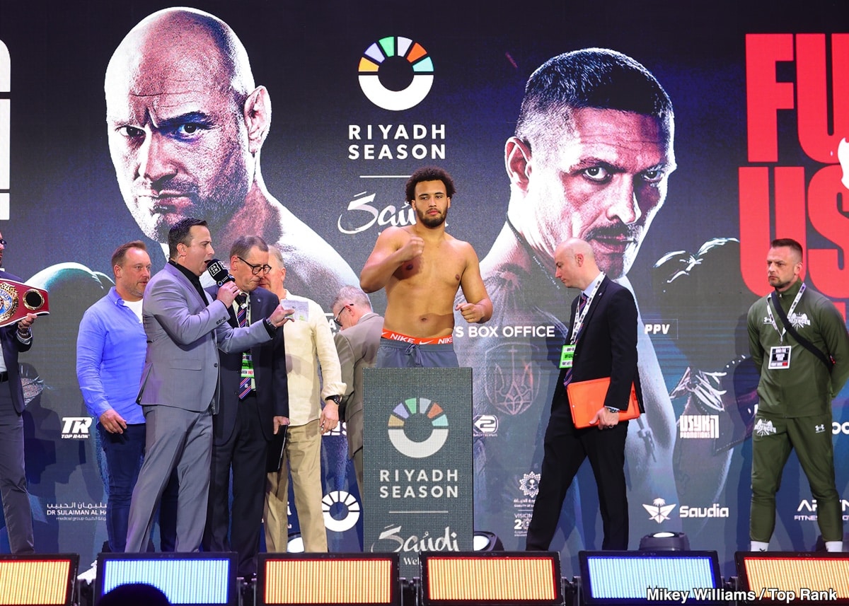 Image: Tyson Fury 262 vs. Oleksandr Usyk 223 1/2 - Weigh-in Results for Saturday