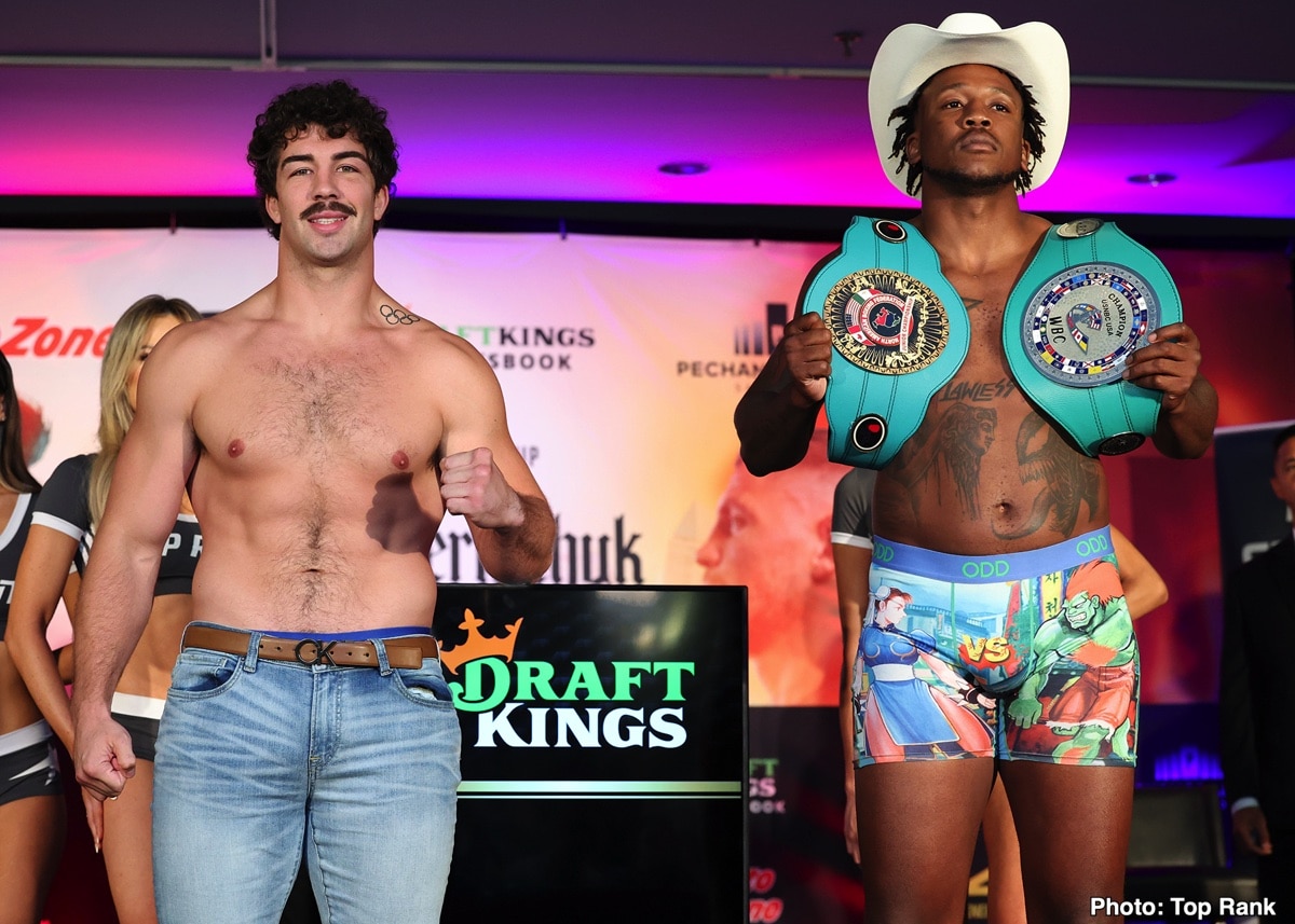Image: Navarrete vs. Denys Berinchyk & Santillan vs. Normal Jr - Weigh-in Results for Saturday on ESPN