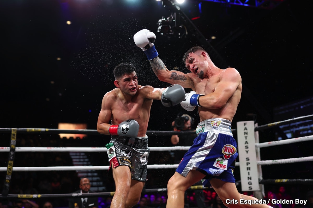 Image: Boxing Results: Alexis Rocha Defeats Santiago Dominguez