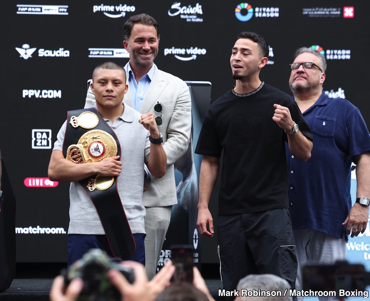 Image: Isaac 'Pitbull' Cruz and Jose 'Rayo' Valenzuela Face Off in Tense Grand Arrival