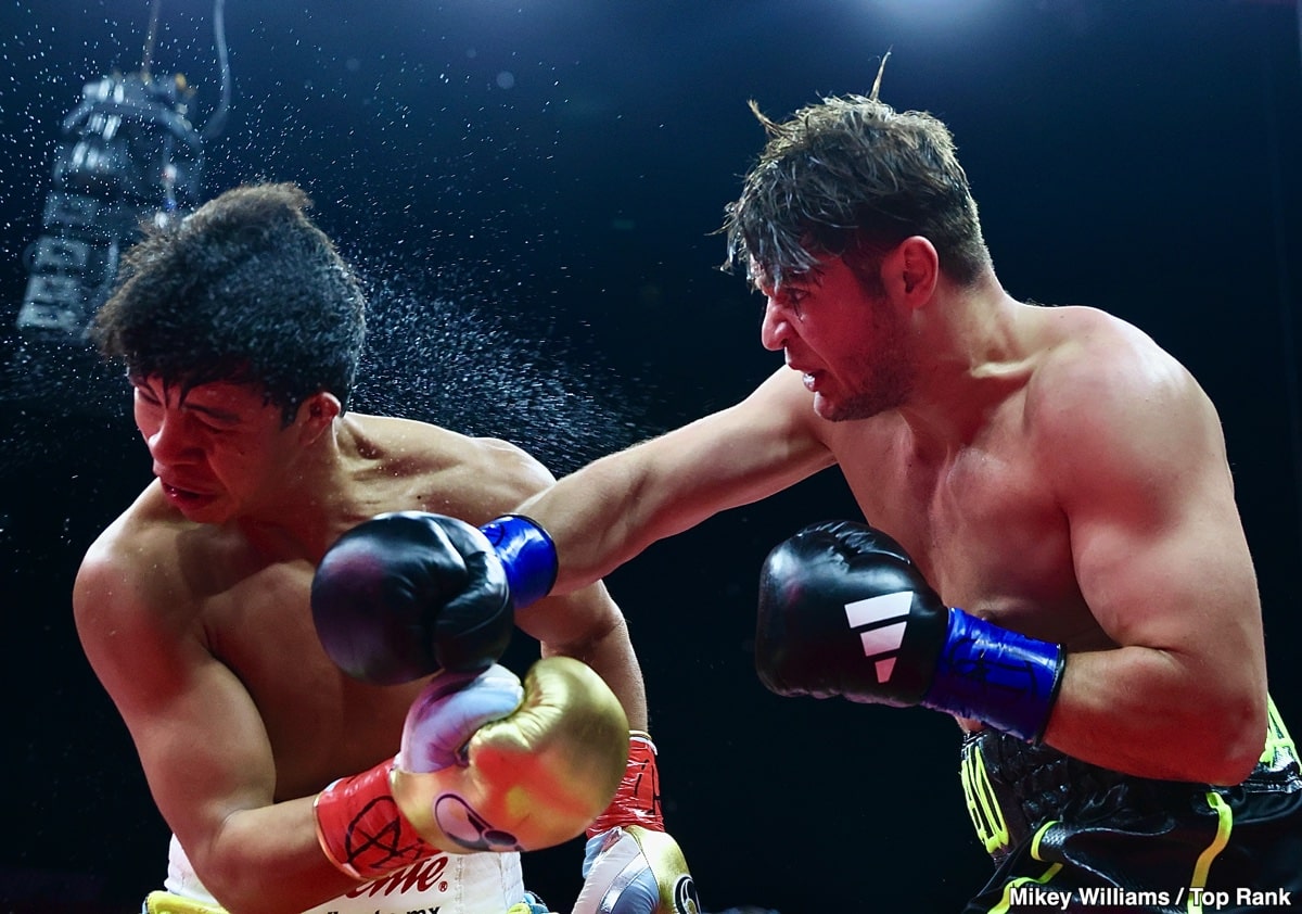 Image: Munguia Should "Walk Away" From Surace Rematch, Says Benavidez Sr.