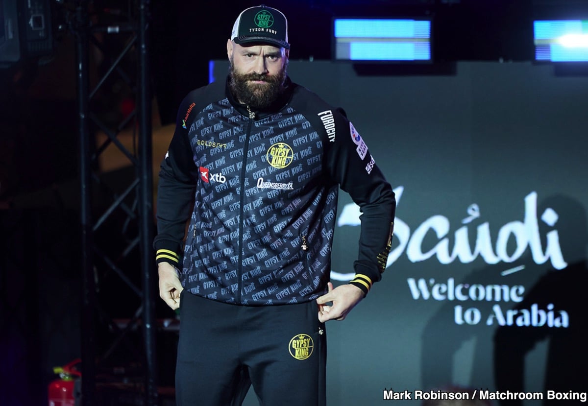 Image: Will Fury's "Paul Bunyan" Beard Save Him From Usyk's Blows?