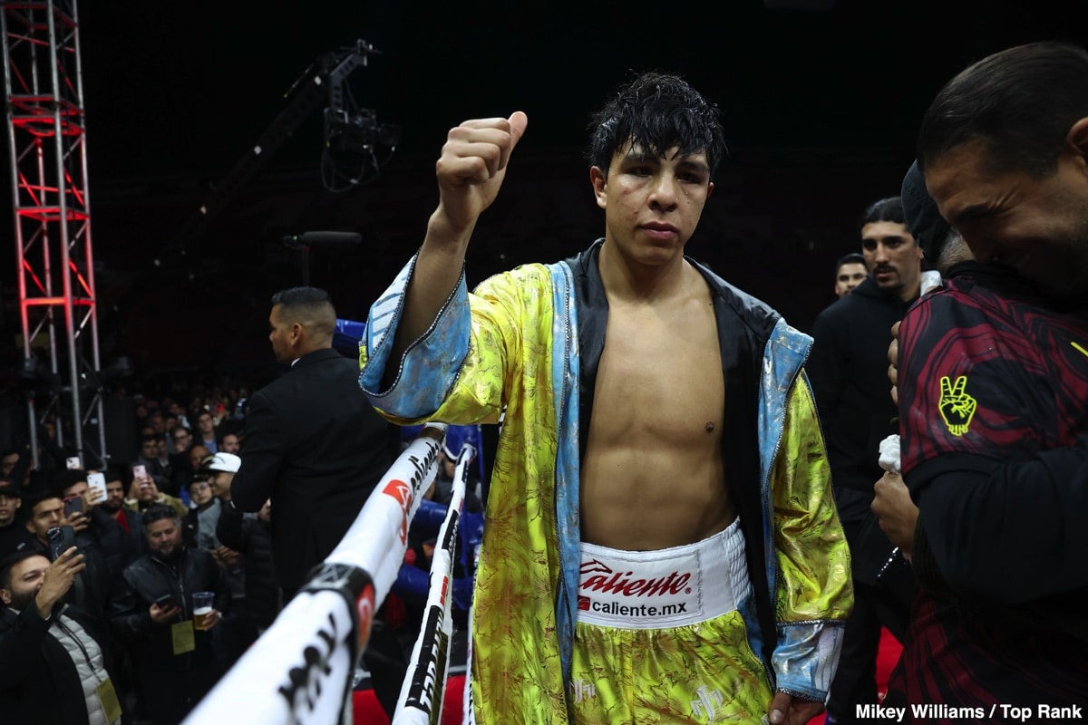 Image: Tonight's Live Results: Jaime Munguia vs. Bruno Surace