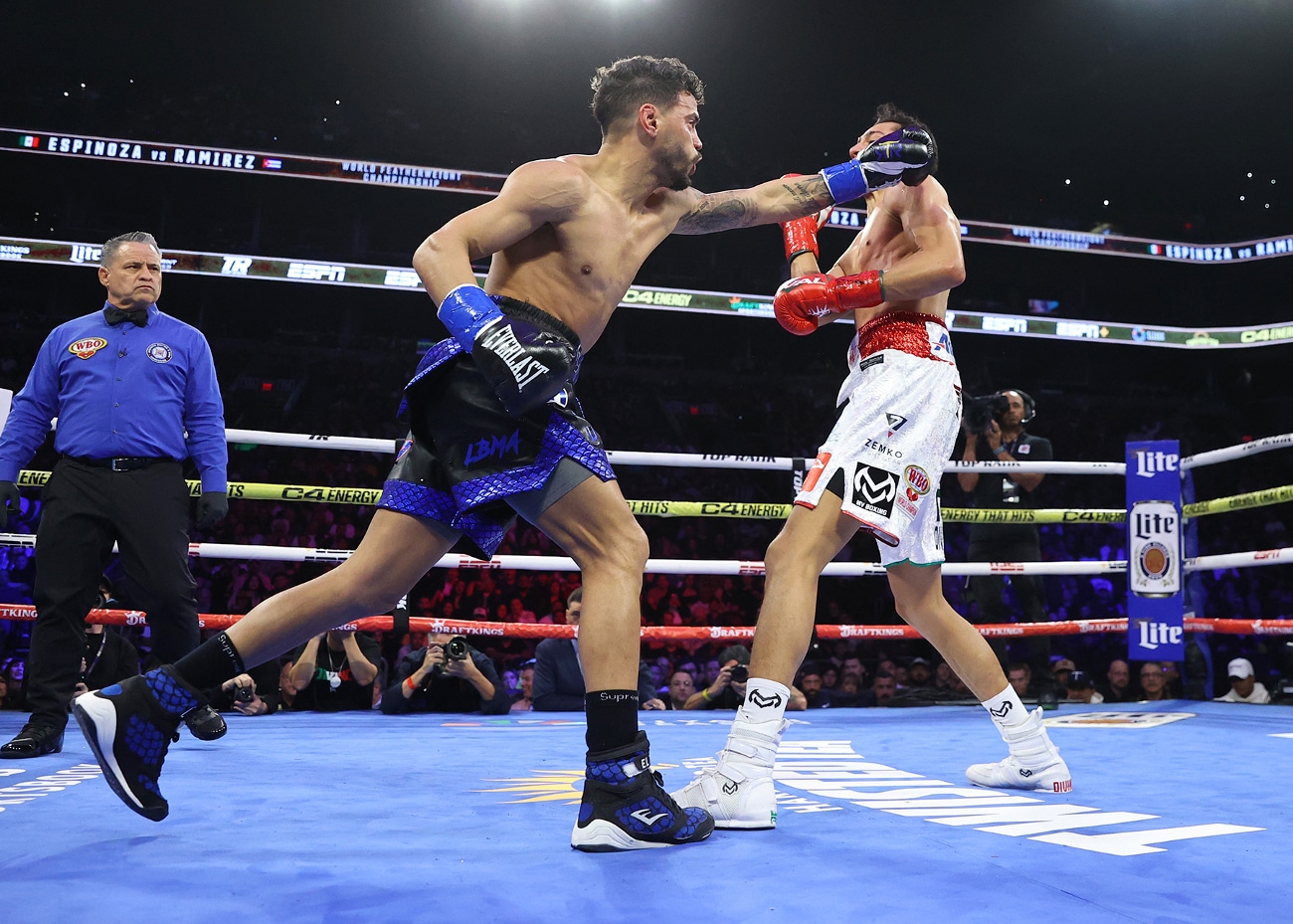 Image: Rafael Espinoza Stops Robeisy, Targets Navarrete's WBO 130-lb Crown