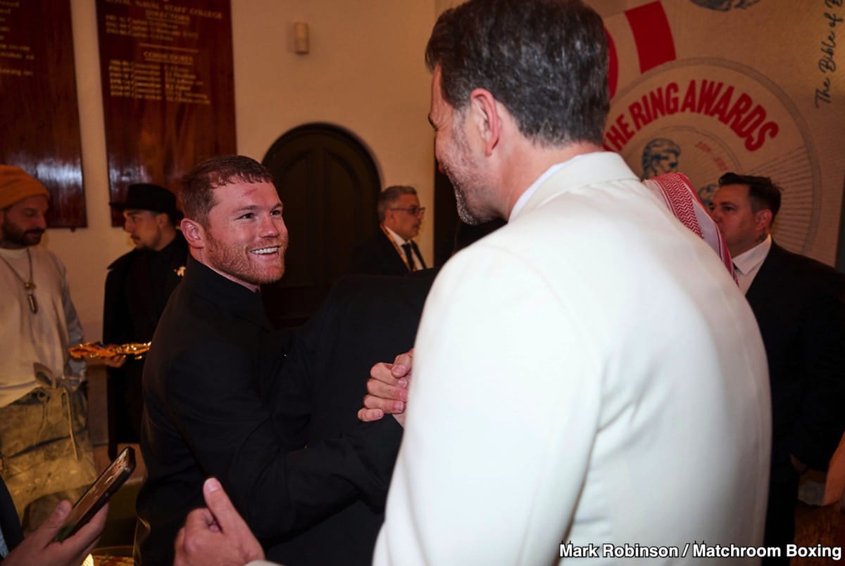Image: Hearn on Canelo-Paul: "He's Doing it for a Sack Full of Money"