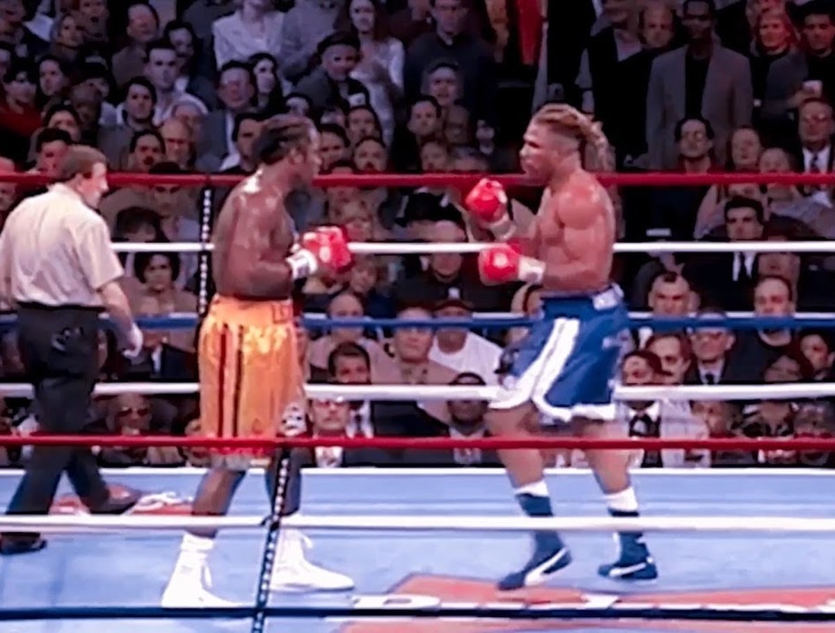 Image: Lennox ‘The Lion’ Lewis Against Larry ‘The Easton Assassin’ Holmes. Who wins?