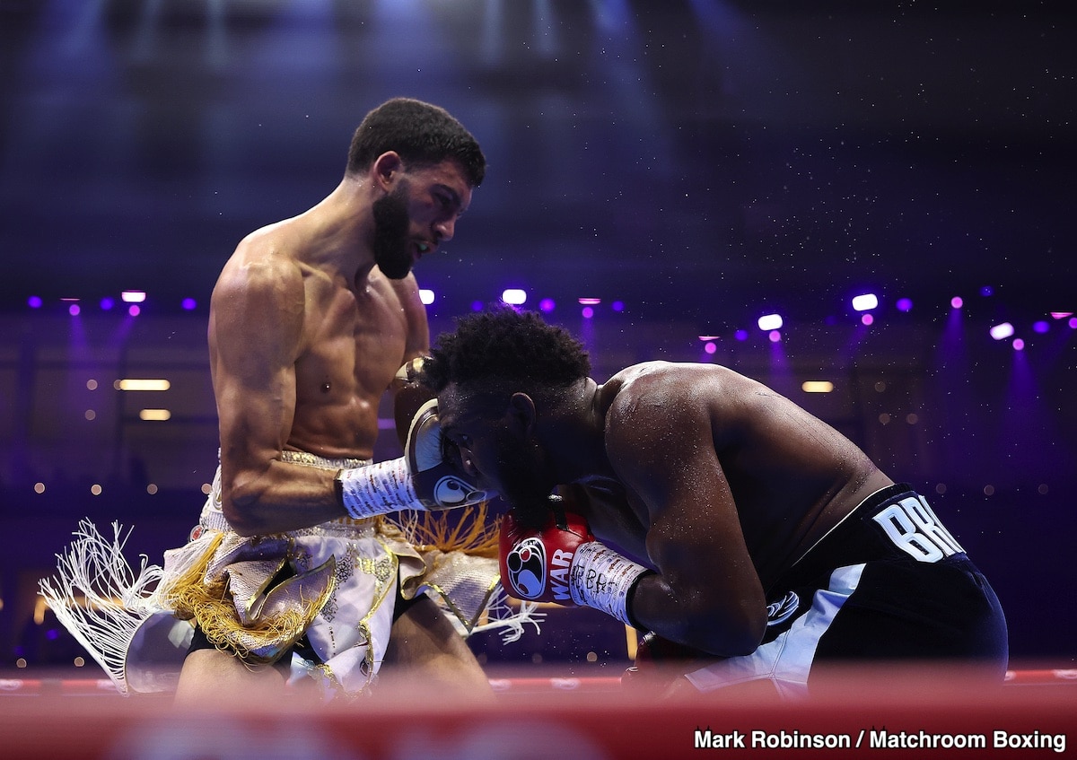 Image: "Busted Hand" or Bad Judging? Sheeraz's Draw Against Adames Creates Controversy