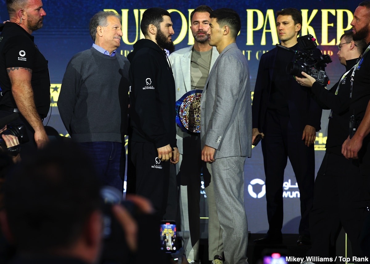 Image: Battle For Undisputed Beterbiev vs Bivol 2