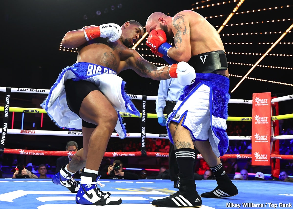 Image: Boxing Results: Jared Anderson Survives Late Scare, Wins Decision Against Kollias