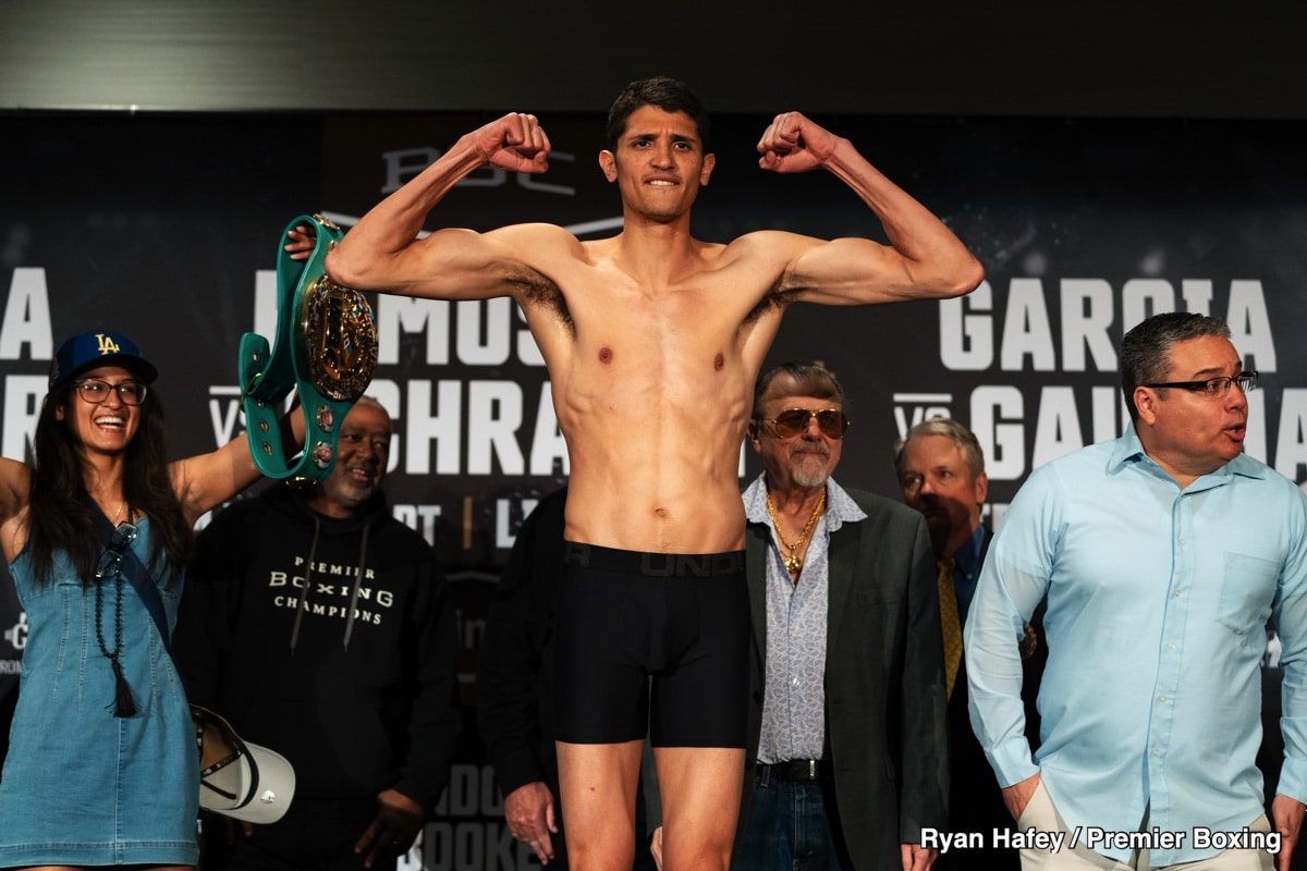 Image: Sebastian Fundora 152 3/4 vs Chordale Booker 152 1/2 - Weigh-in Results for Saturday