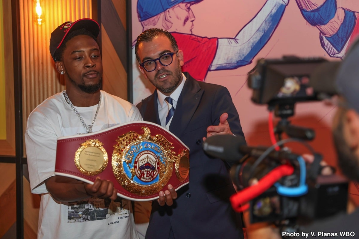 Image: Top Rank Scrambles for New Foe as Edwin De Los Santos Rejects Offer to Challenge Keyshawn Davis's WBO Lightweight Title in Norfolk Homecoming