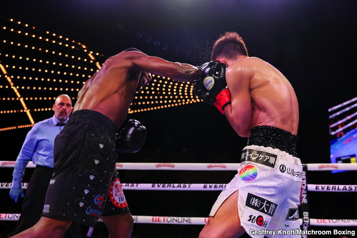 Image: Boxing Results: Olympic Gold Medalist Andy Cruz Stops Hironori Mishiro in Round 5, Advances in Lightweight Eliminator