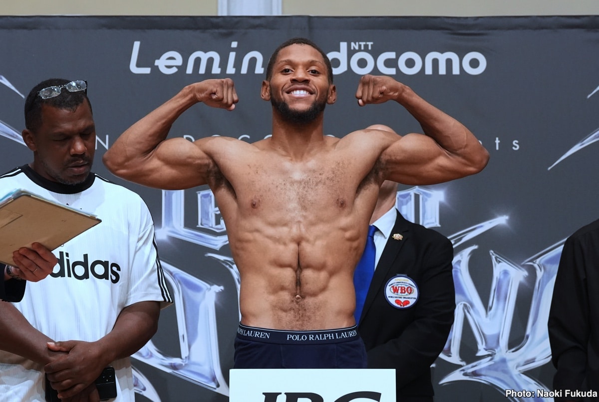 Photo: Brian Norman Jr. 146.8 vs. Jin Sasaki 146.8 - weighing for Tokyo