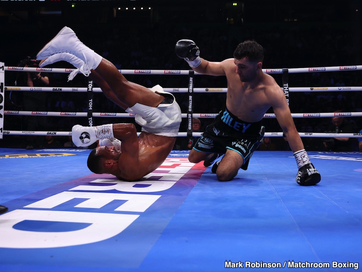 Image: Boxing Results: Victory Stained in Red: Jack Catterall's Hard-Fought Technical Decision Over Harlem Eubank