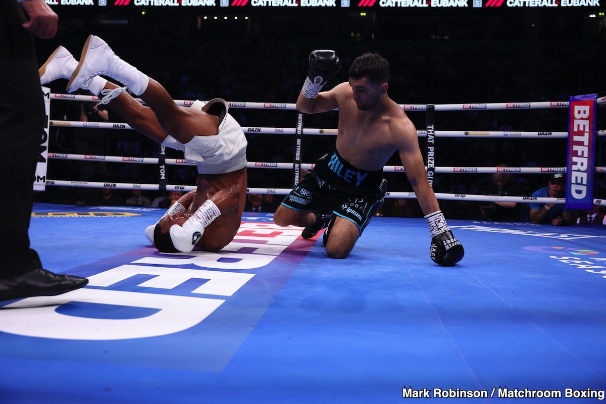 Image: Boxing Results: Victory Stained in Red: Jack Catterall's Hard-Fought Technical Decision Over Harlem Eubank