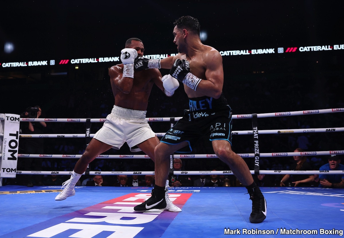 Image: Boxing Results: Victory Stained in Red: Jack Catterall's Hard-Fought Technical Decision Over Harlem Eubank