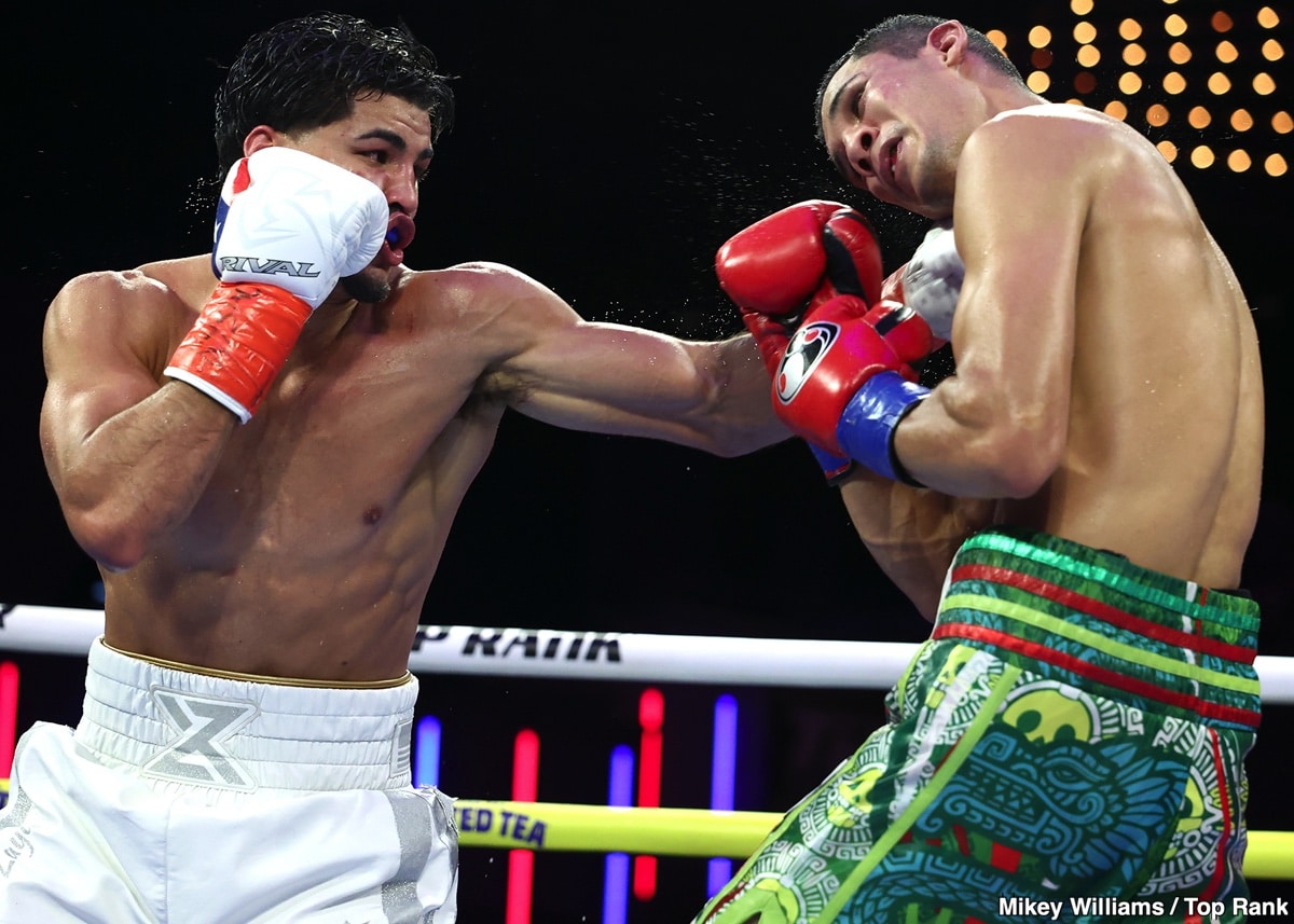 Image: Tonight's Live Results: Zayas vs. Garcia and Carrington vs. Heita - From New York City