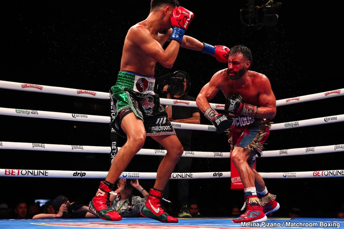 Image: Boxing Results: Pacquiao Fights to Controversial Draw Against Barrios Champion