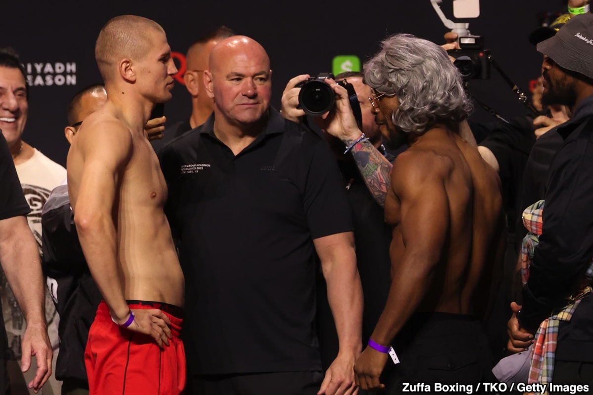 Image: Canelo Alvarez 167.5 vs. Terence Crawford 167.5 - Official Weigh-in results for Saturday