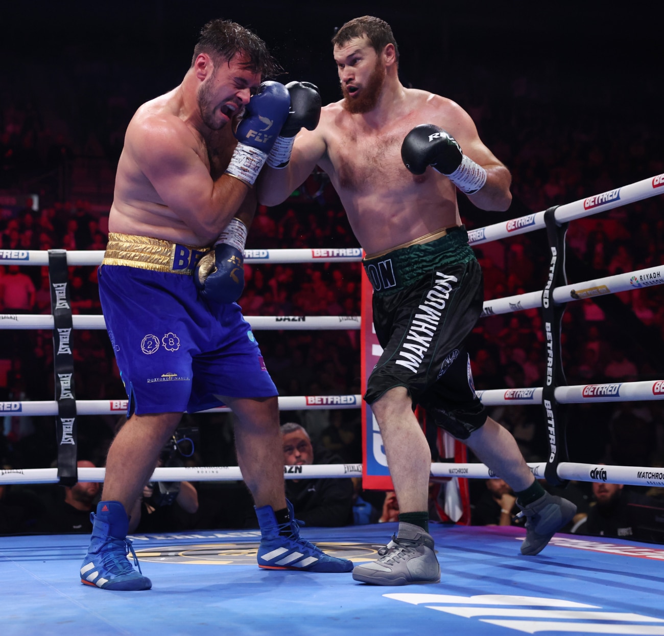 Image: Tonight's Live Results: Allen vs. Makhmudov - From Sheffield
