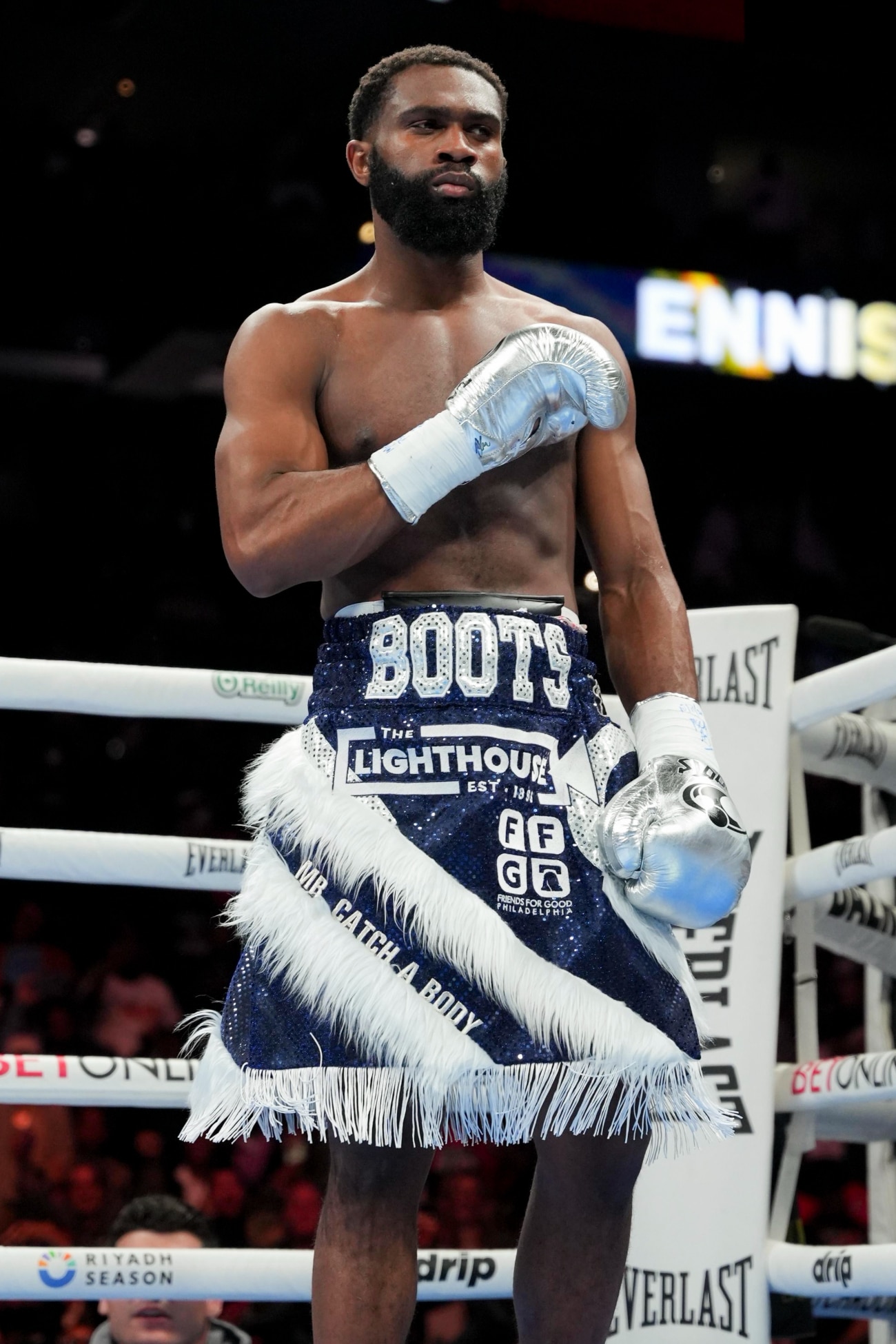 Image: Ennis Crushes Lima in 118 Seconds: Philly Phenom Scores Double Knockdown