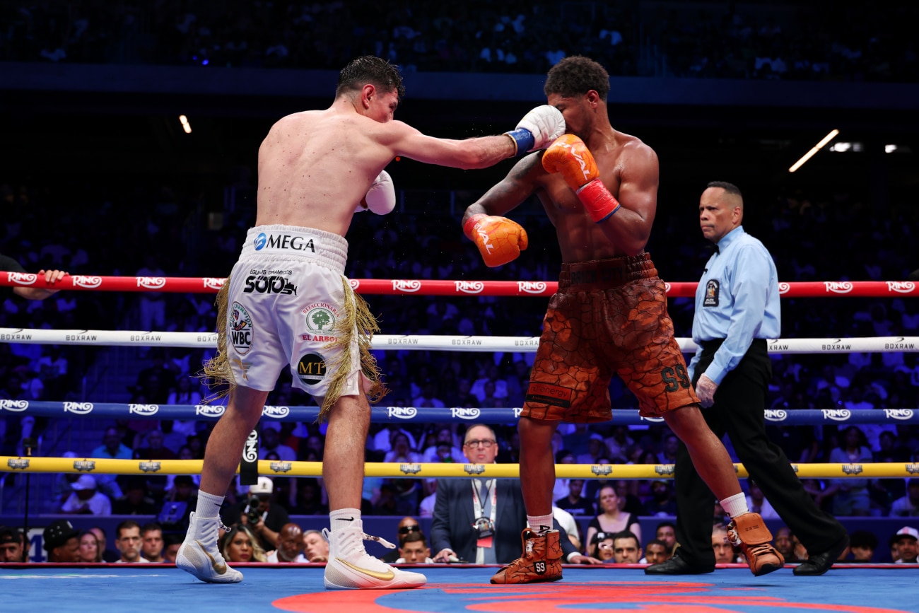 Image: Insiders Claim Shakur Stevenson Saw Vulnerability in Teofimo Lopez and Chose Him Over Subriel Matias for a Safer ‘Superstar’ Belt Grab