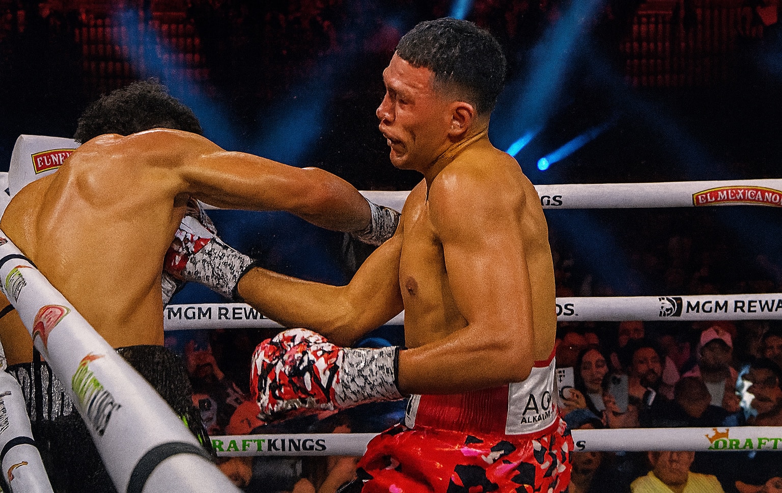 Benavidez Says He’s “110% Motivated,” but Yarde’s Power and His 175-lb Wear-and-Tear Make This His Most Dangerous Test Yet Benavidez Says He’s “110% Motivated,” but Yarde’s Power and His 175-lb Wear-and-Tear Make This His Most Dangerous Test Yet