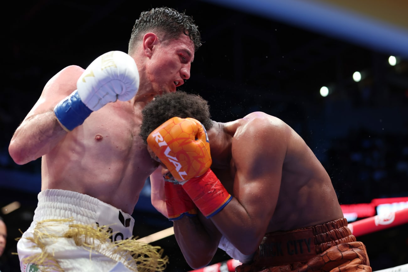 Image: Teofimo Lopez: I “commend” Shakur Stevenson for stepping up — but he’s “slow,” protected, and ripe for a first loss