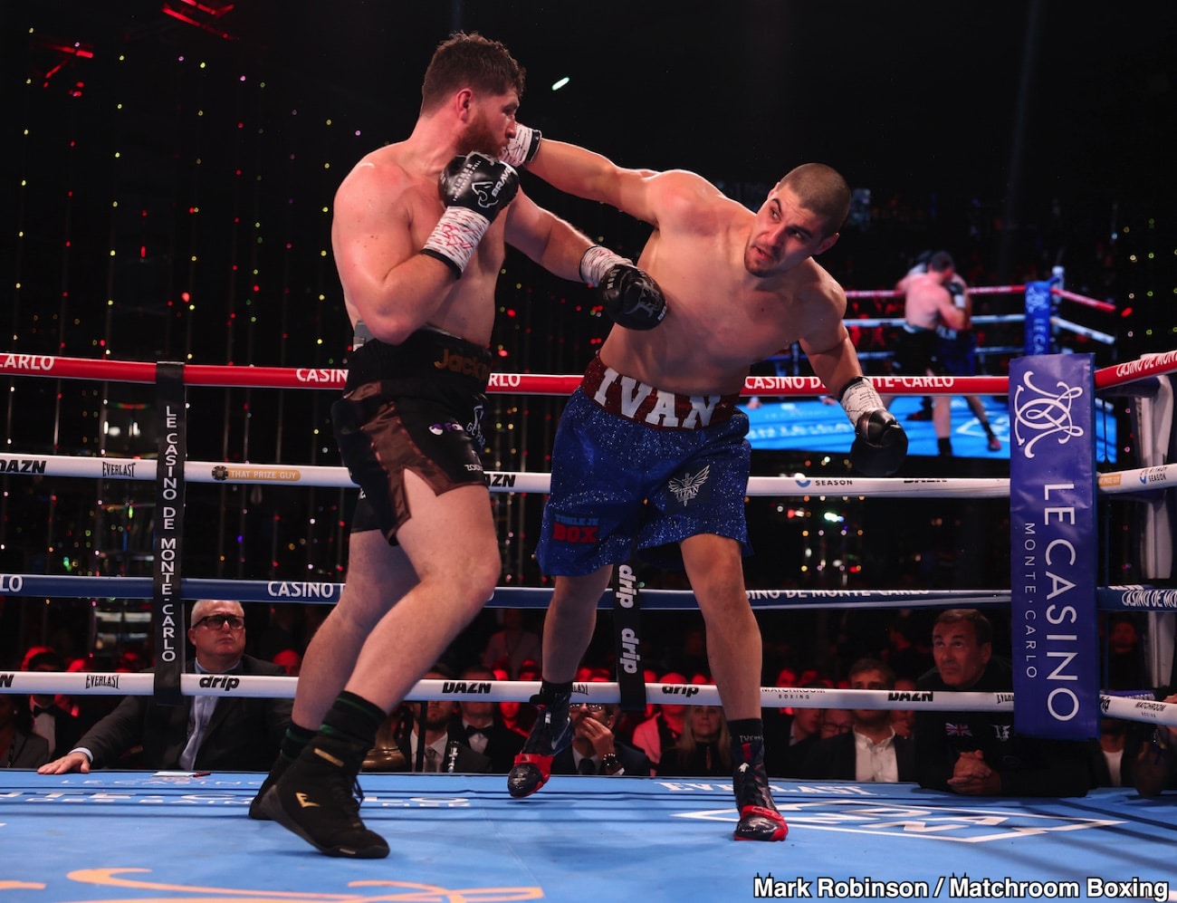 Johnny Fisher destroys Ivan Balaz in a fourth round knockout.