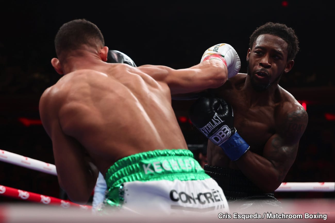 Image: Boxing Results: Keyshawn Davis stops Jamaine Ortiz with a late body shot