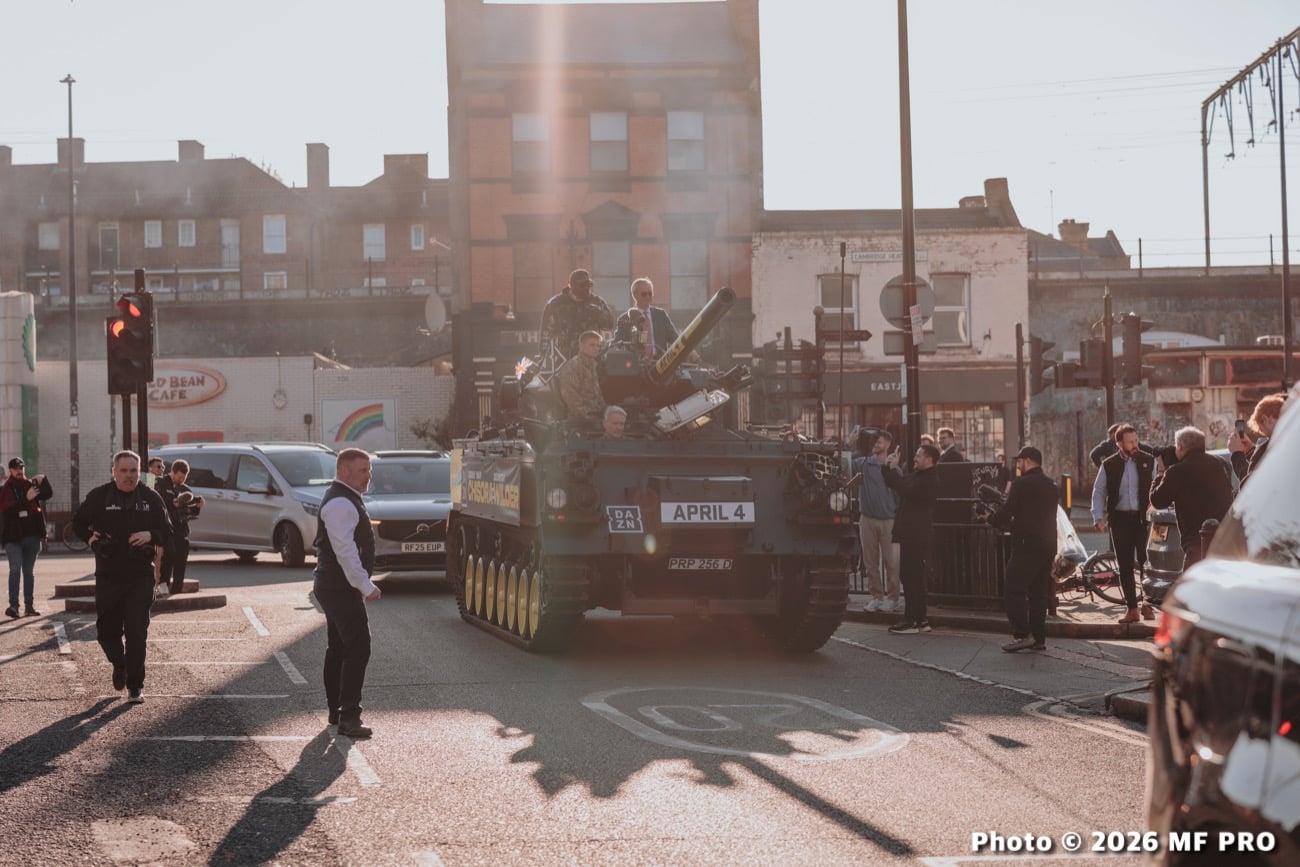 Photo: Derek Chisora ​​vs Deontay Wilder PPV Price, Fight of the Week Details