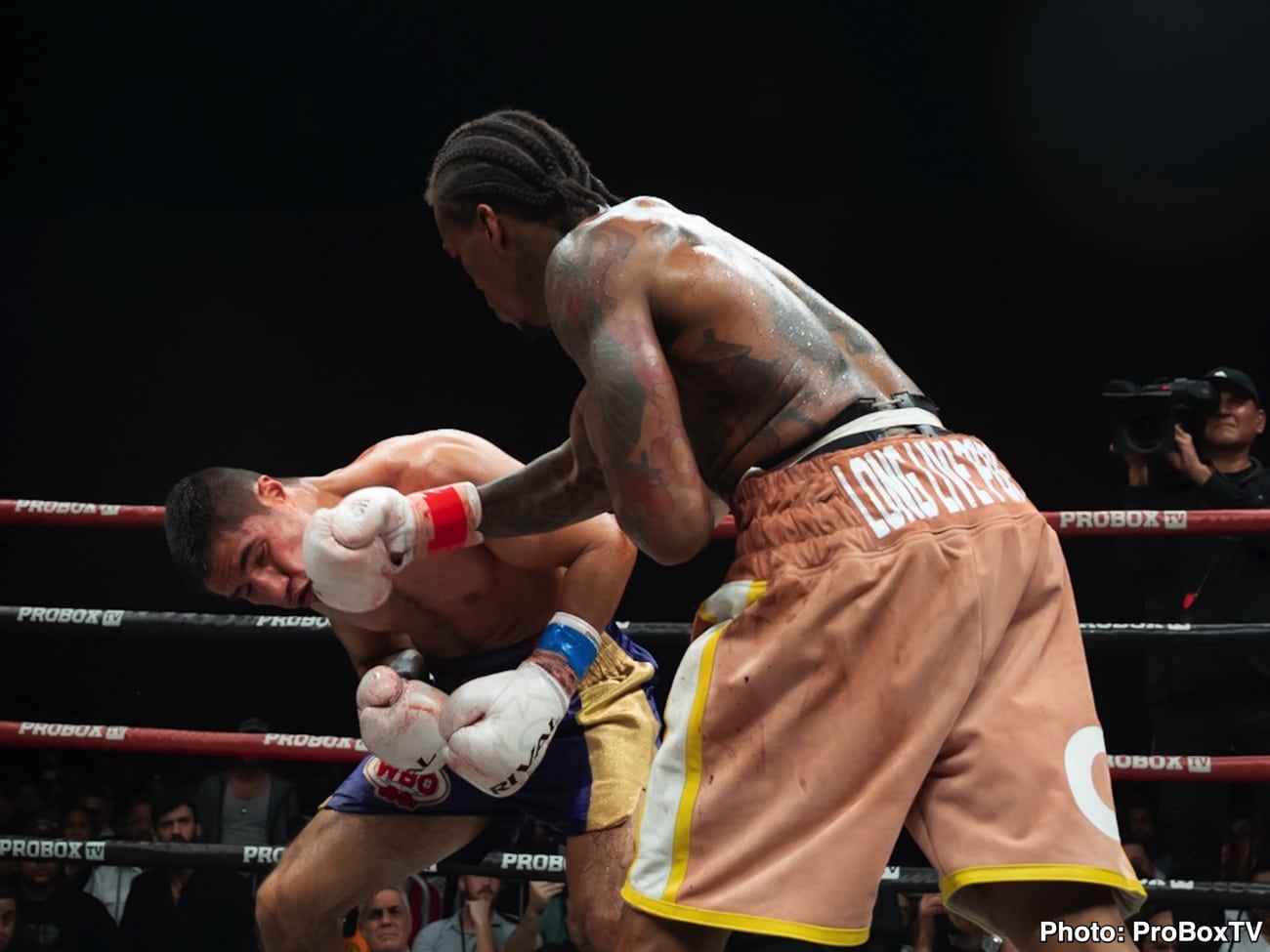 Image: Najee Lopez Survives Knockdown To Stop Gallegos