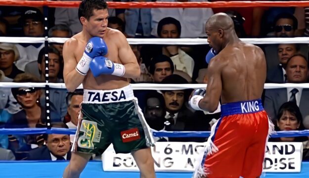 Image: Julio César Chavez Exposes Meldrick Taylor’s Lost Durability