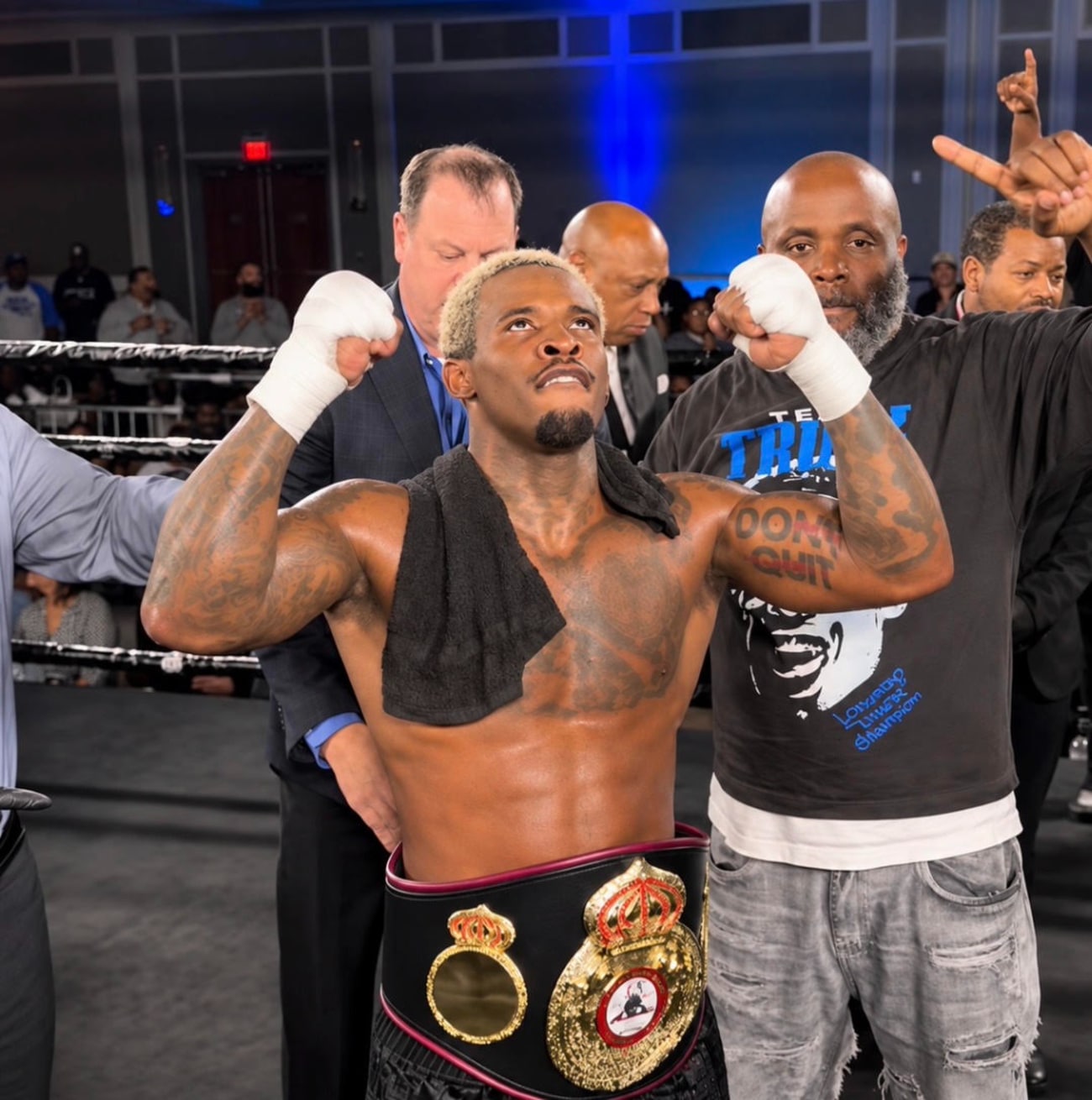 Lorenzo "Truck" Simpson Wins WBA Intercontinental Light Heavyweight Title