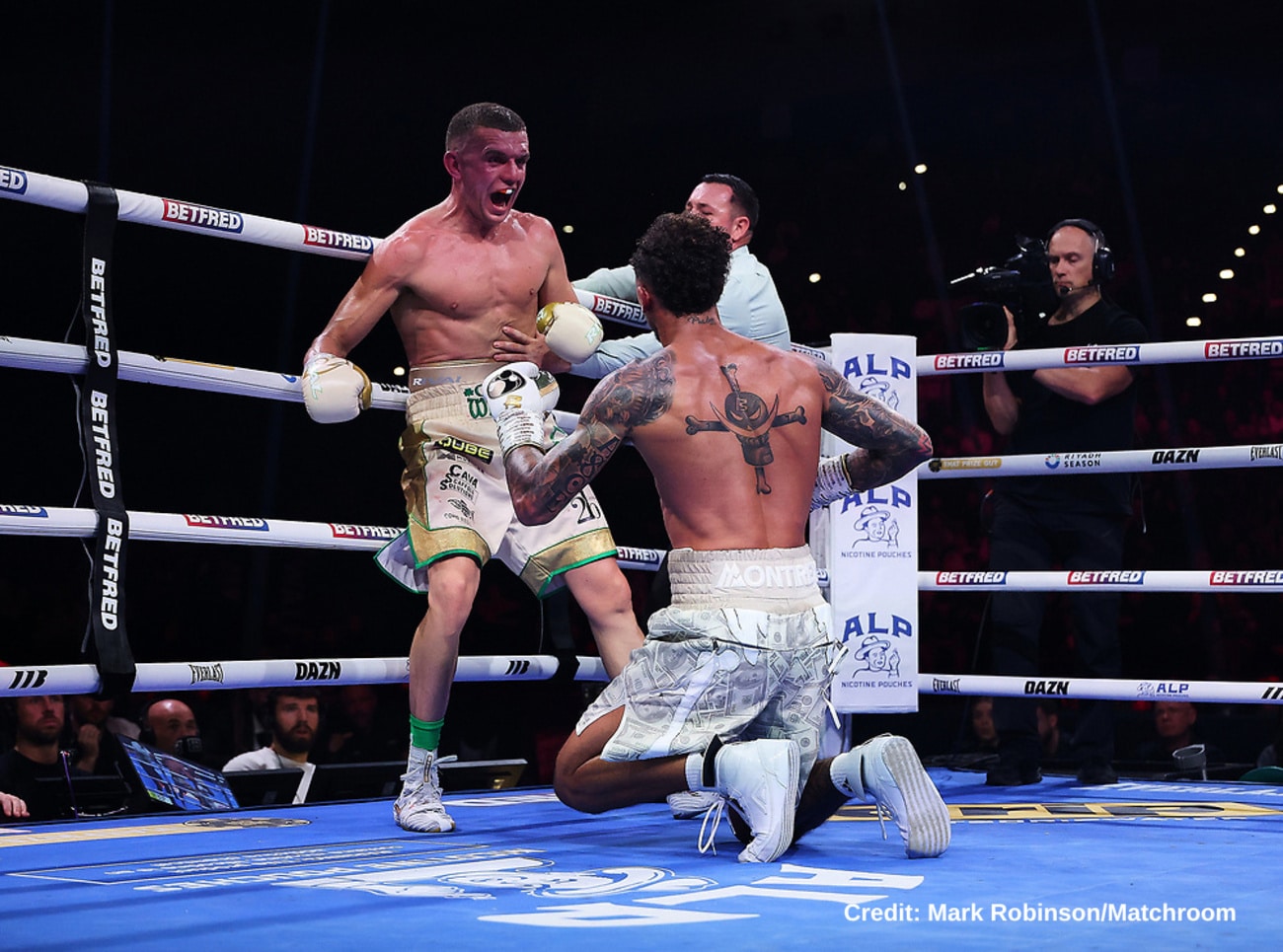 Whittaker Holds On To Beat Wallace