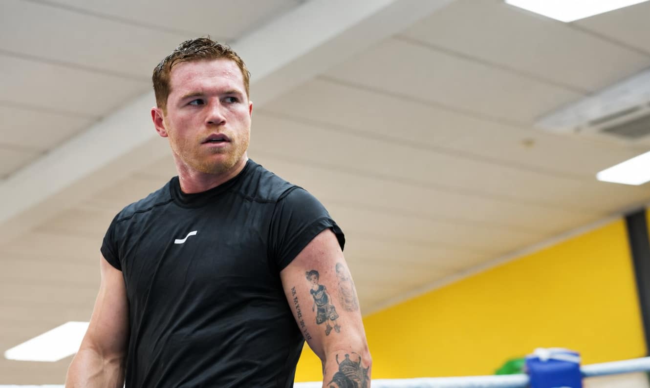 Chris Algieri Doubts An 80% Canelo Alvarez Beats Christian Mbilli