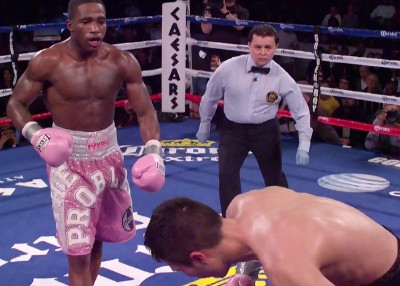 Image: Broner gives DeMarco a terrible beating