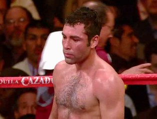 Image: De La Hoya Loses To Pacquiao For All The Wrong Reasons