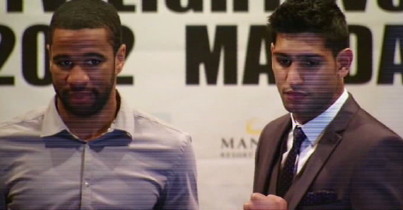 Image: Khan vs. Peterson II: Can Amir hit and run for 12 rounds?