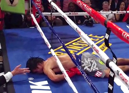 Image: Marquez knocks Pacquiao out cold