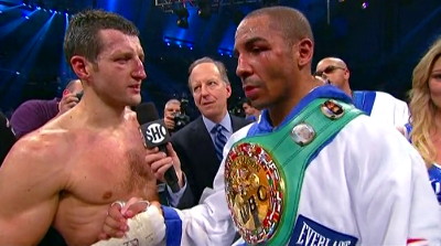 Image: Ward beat Froch with a fractured left hand