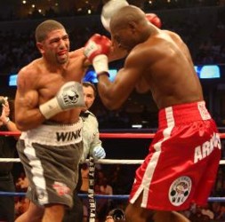Image: Even at 40, Winky Wright is still likely too good for Peter Quillin